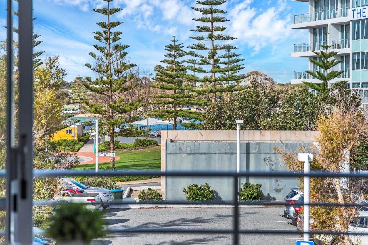 Studio 11 Mandurah Marina Екстериор снимка
